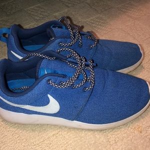 Nike Roshes
